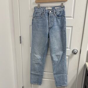 Aritzia Denim Forum BF High Rise Loose Size 24